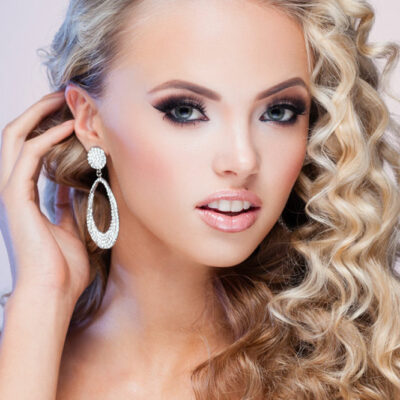 4 Fashionable Jewelry Styling Tips