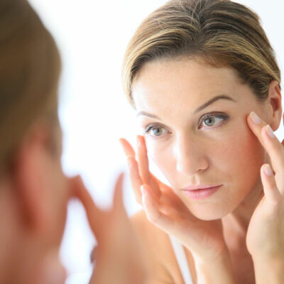 8 Home Remedies to Slow Down Skin Aging