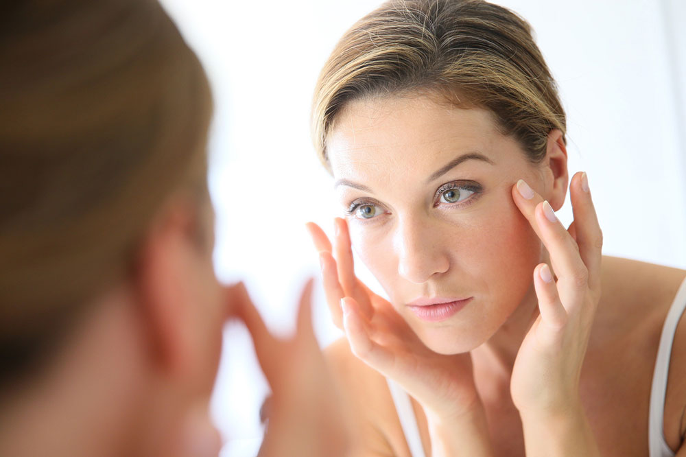 8 Home Remedies to Slow Down Skin Aging
